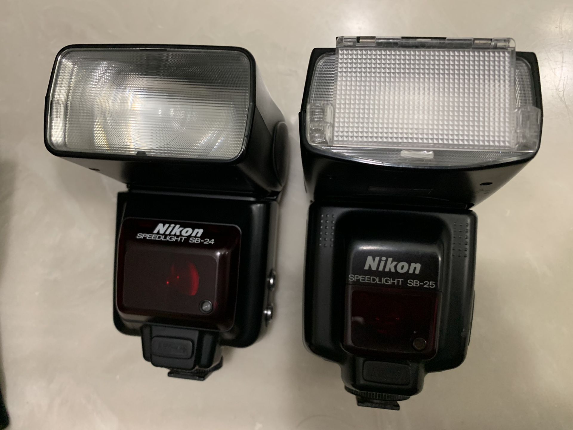Nikon Speedlight SB-24 & Nikon Speedlight SB-25