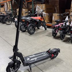 Long-range electric scooter