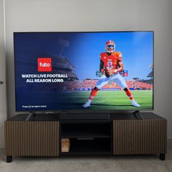 TV LG 75” and Entertainment Center