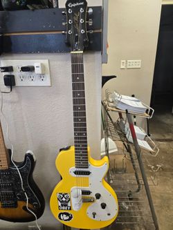 Epiphone electric guitar