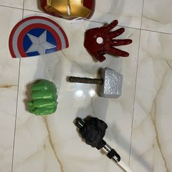 Super Heroes Wall Mount
