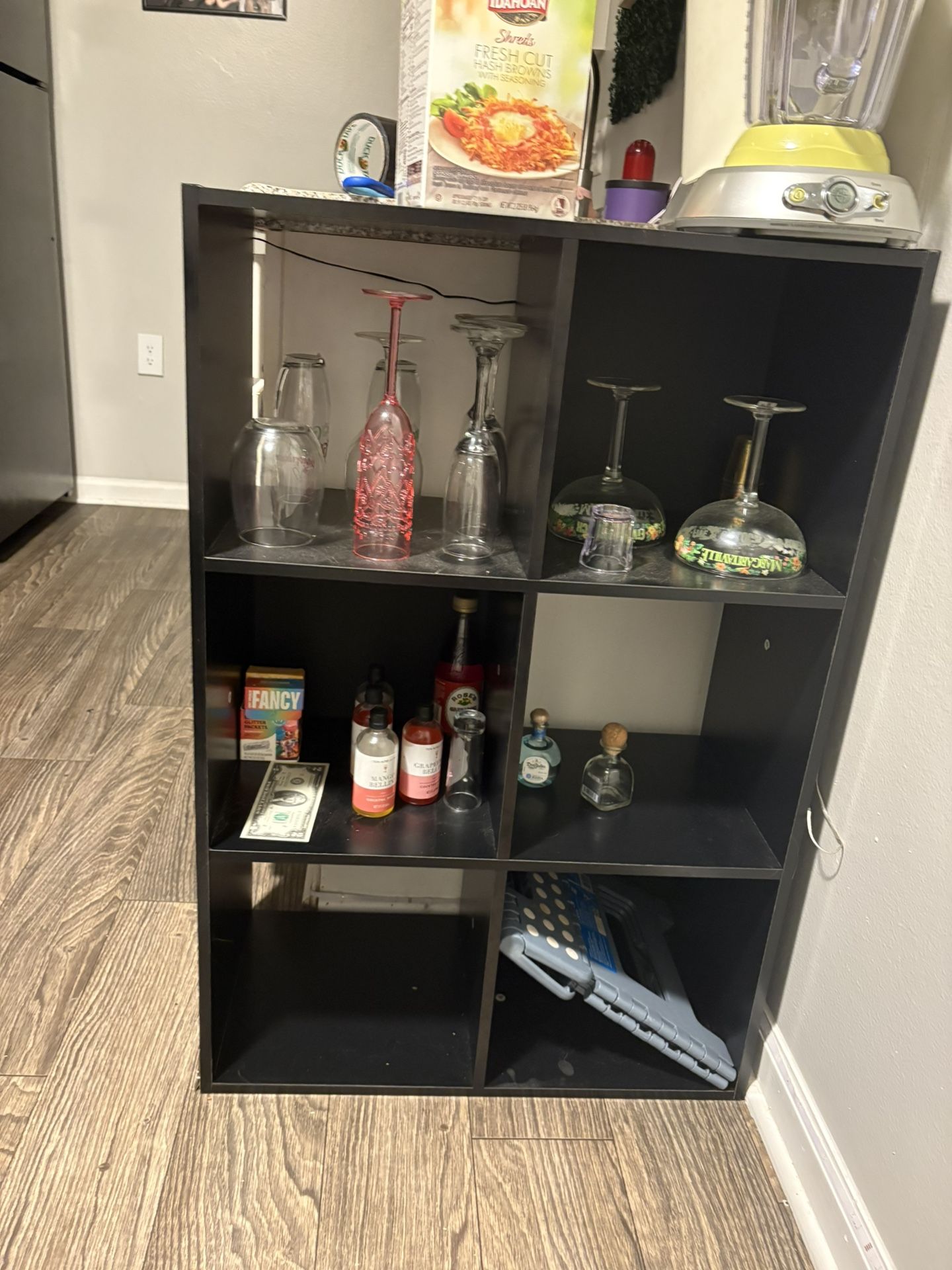 3 Shelve Bookcase