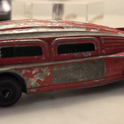 Vintage Manoil Futuristic Zepplin Car