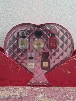 5-Piece Fragrance Discovery Gift Set including Tease Sugar Fleur and Heart- Shaped Box