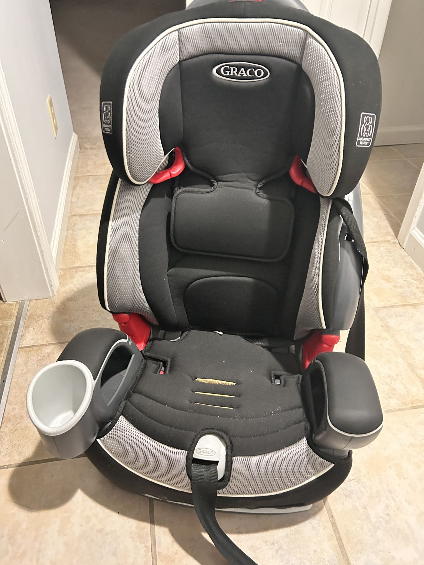 GRACO baby car seat