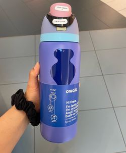 32oz Stitch Owala