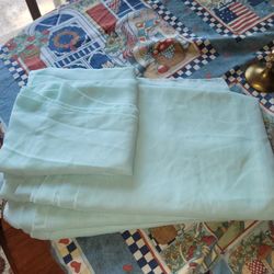 Chiffon Table Runners