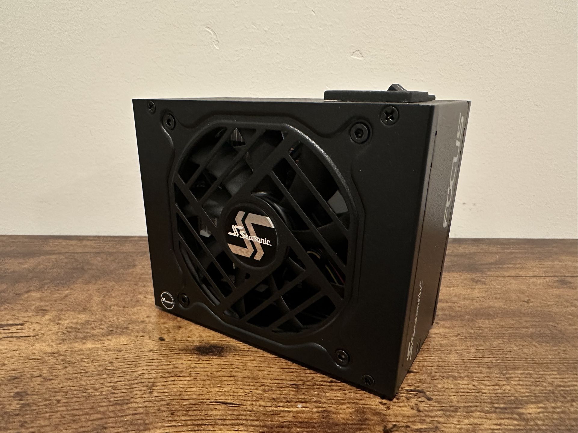 750W SFX 80 Plus Platinum Seasonic Power Supply