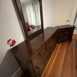 2 Beautiful bedroom dressers