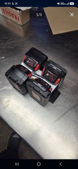 Milwaukee Battery Holder