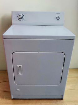 HEAVY DUTY GAS DRYER EXCELLENT CONDITION AND VERY CLEAN