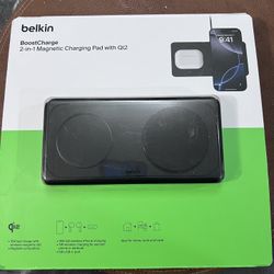 Belkin BoostCharge 2 in 1 Magnetic Charging Pad with Qi2