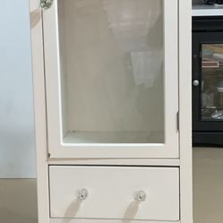 Small Vintage White Cabinet With Glass Cabinet Door 