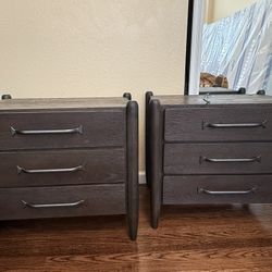 Living Spaces Night Stand Set (2)