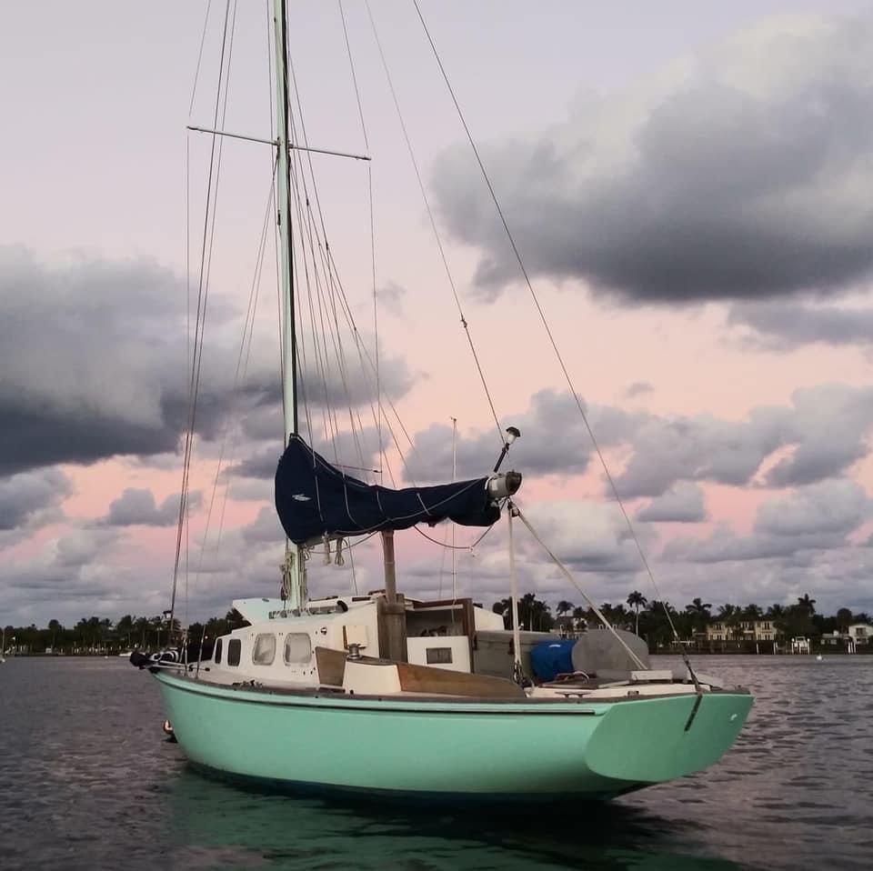 Sailboat 1967 27’ Bristol