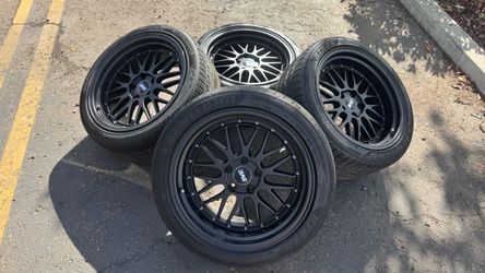 Wheels staggers 18s 5x114.3