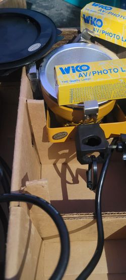 Wiko AV/Photo Lamp Lot with Accessories