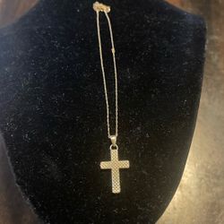 10k.  Gold No Fake Chain And Charm