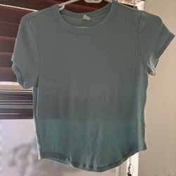 Women’s Blouse $2