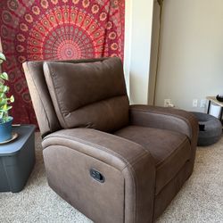 Burke Manual Recliner