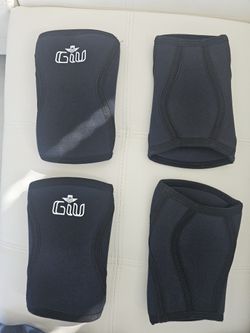 New GIV Knee Sleeves 7MM Neoprene – Size S – 2 Pairs (4 Pcs)