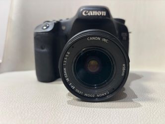 CANON 7D With lens 18-55mm