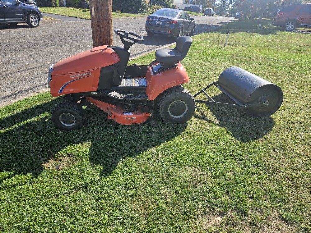 Simplicity Tractor For Sale Runs As Is No Warranty Cash Only Price $600.00