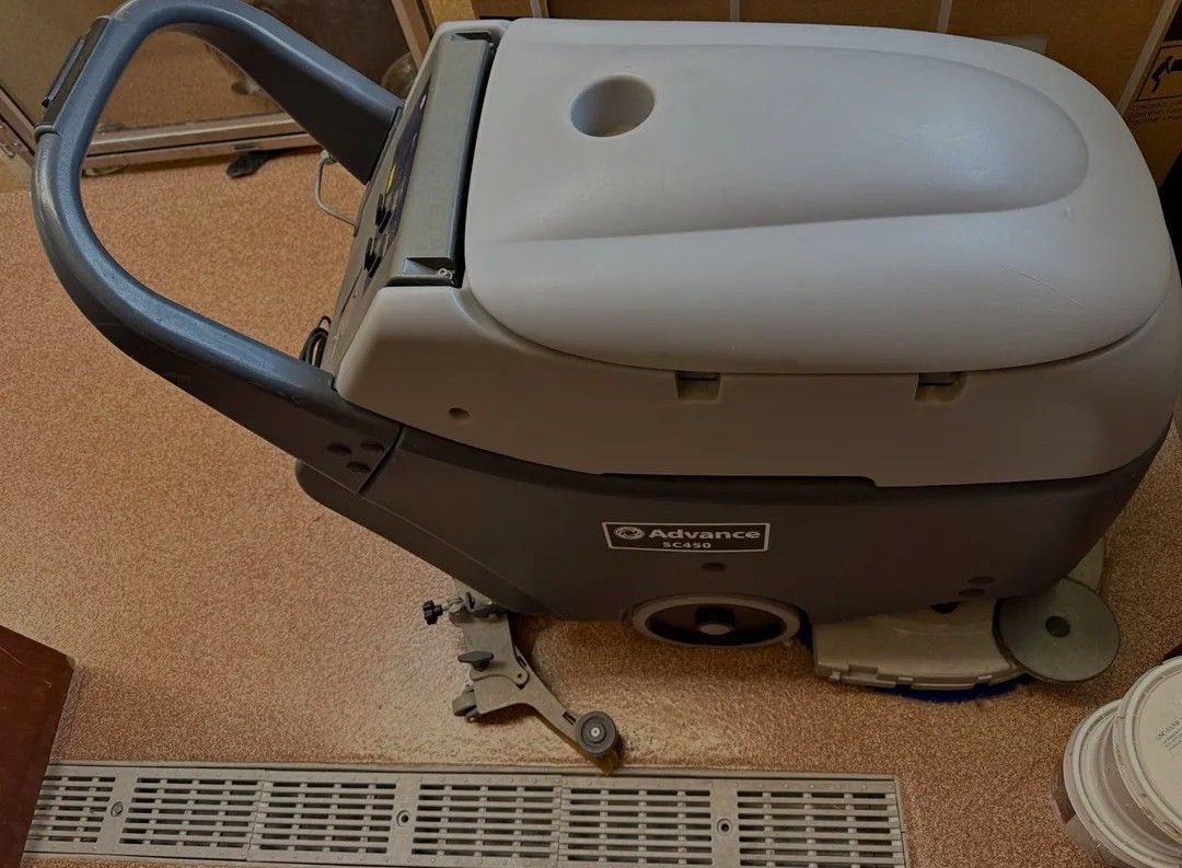Advance,Sc450 Floor Scrubber