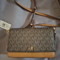 Micheal Kors Wallet Purse NWT
