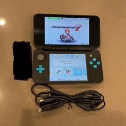 New Nintendo 2ds Xl 3DS Console 