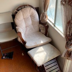 Rocking Chair With Foot Rest 