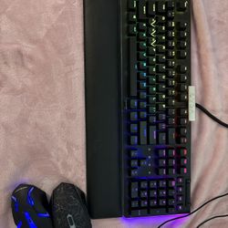 Gaming Keyboard And Mouse’s LED Lights 