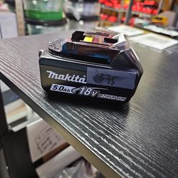 Makita 18v 5.0ah Battery Bateria for Sale in Los Angeles, CA - OfferUp