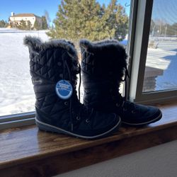 Columbia Women's LOVELAND MID OMNI-HEAT Snow Boot - Size 7.5 - New with Tags, Never Worn