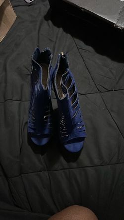 Women's Used Navy blue suede wedge heel shoes size 5.1/2
