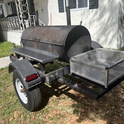 Mobile BBQ Smoker
