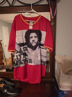 Colin Kapernick Shirt Size XL NEW!