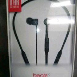 BeatsX Earphones (New in Box)
