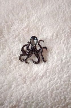 Octopus Crystal Brooch Pin