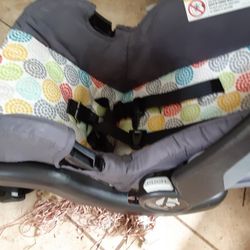 Carseat With Canopy With Carbase $25.00 (Serious Buyers)