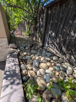 Decorative River rocks