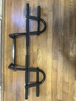 Pull Up Bar