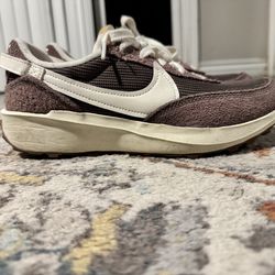 Women Purple Waffle Nike shoes