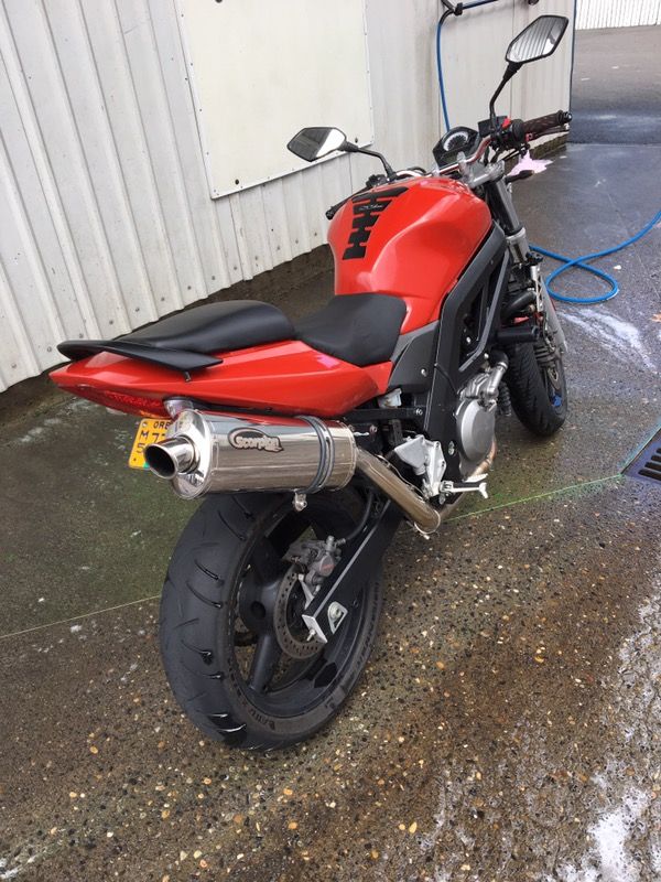 Suzuki SV650