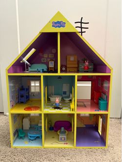 Peppa Pig Deluxe Playhouse — Multi-Room Dollhouse Playset