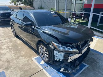 2019 Toyota Avalon for part