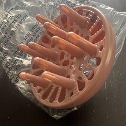 Free blow dryer diffuser