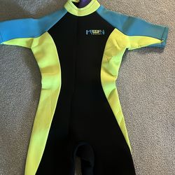 Spring Wetsuit. Small in adult “like new “