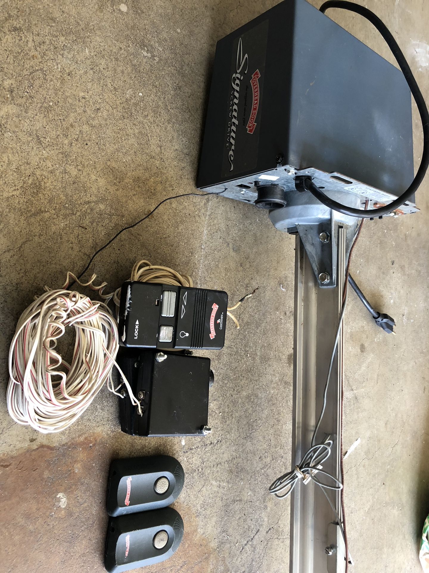 Garage Door Opener Overhead Door Signature Screw Drive for Sale in