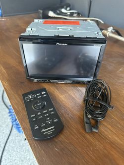 Pioneer Head Unit